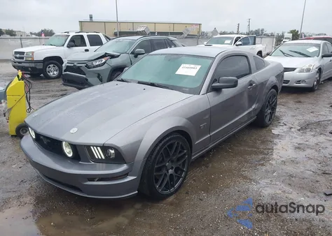2007 Ford Mustang Gt Deluxe/Gt Premium from USA, damaged, VIN 1ZVFT82H575260357